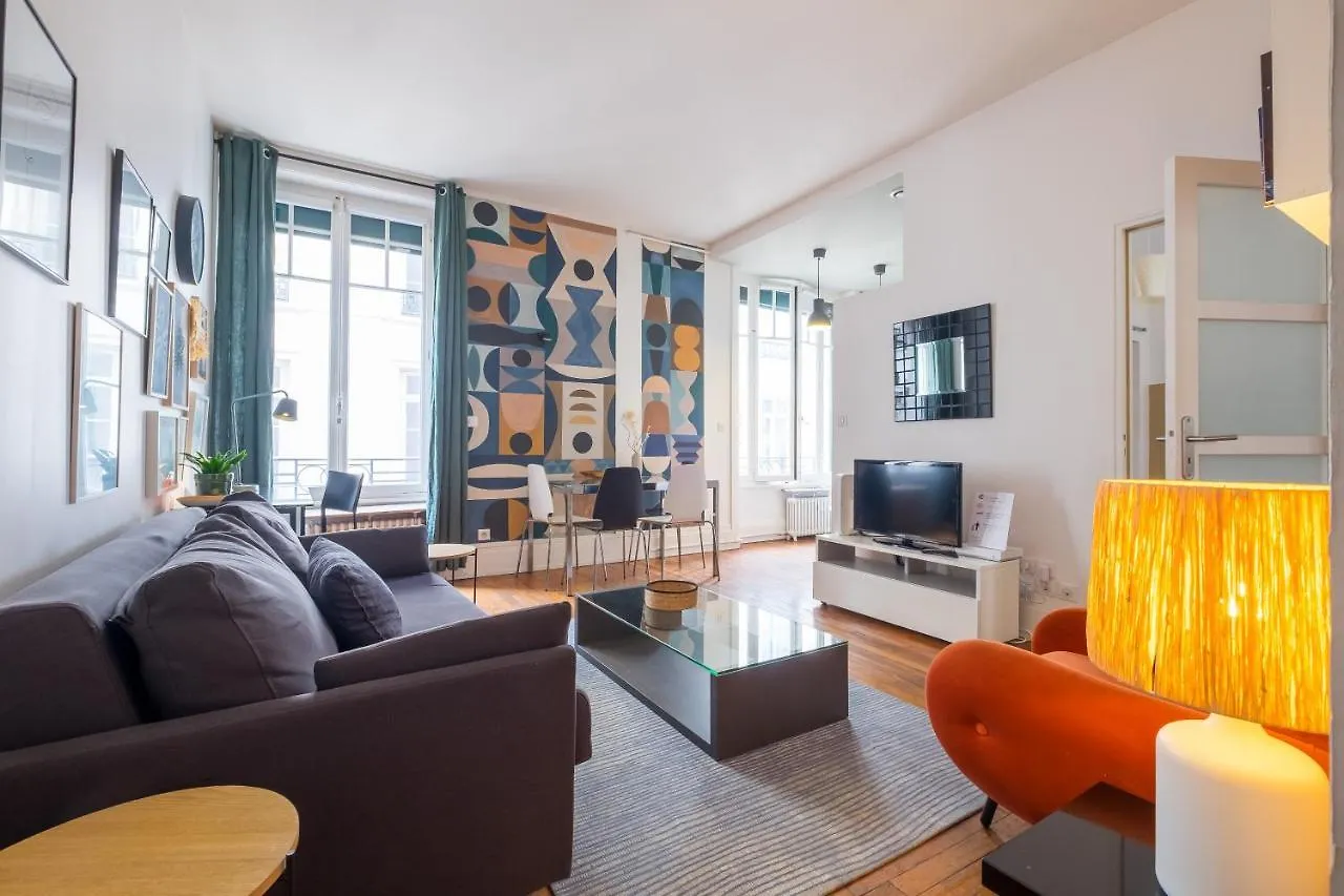 Honore Suite Boissac Lyon 0*,  France