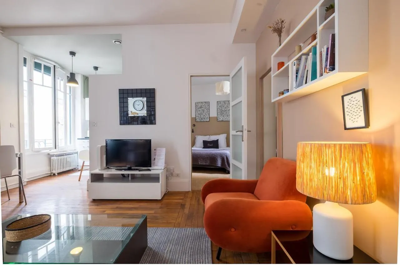 Apartment Honore Suite Boissac Lyon France